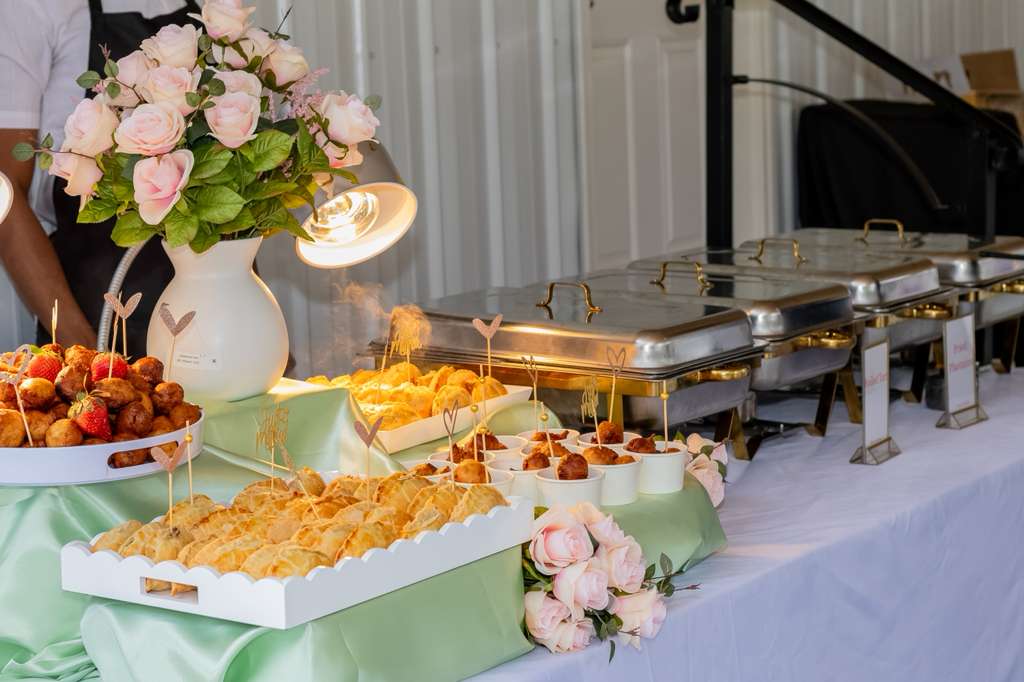 Full catered buffet with chafing dishes